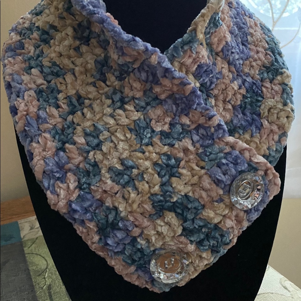 Hand-made Neck warmer scarf in a powerful blue and mixed colors with buttons